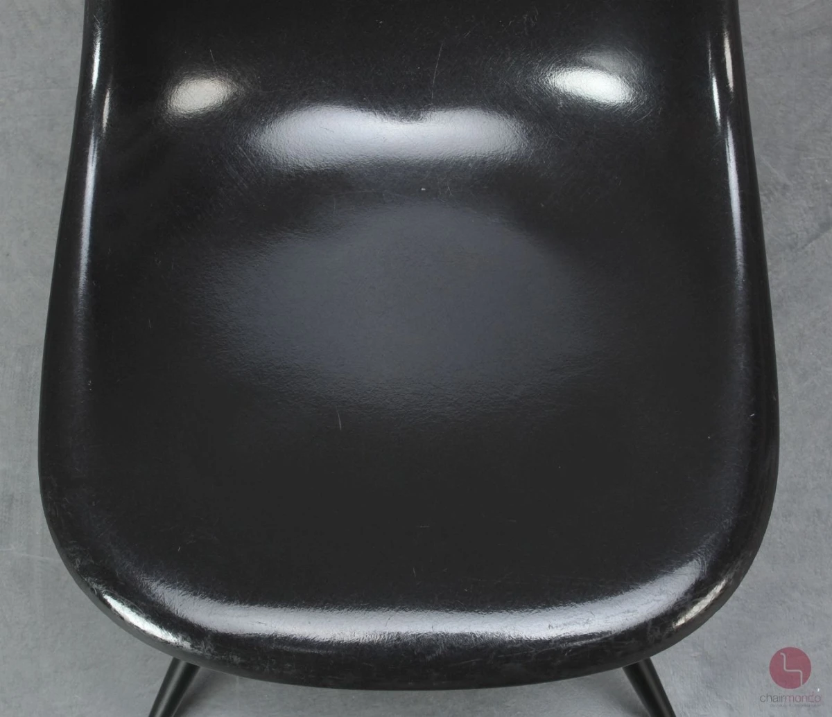 Vitra Eames DSW Side Chair Fiberglas Hermann Miller Schwarz Ahorngestell gebraucht