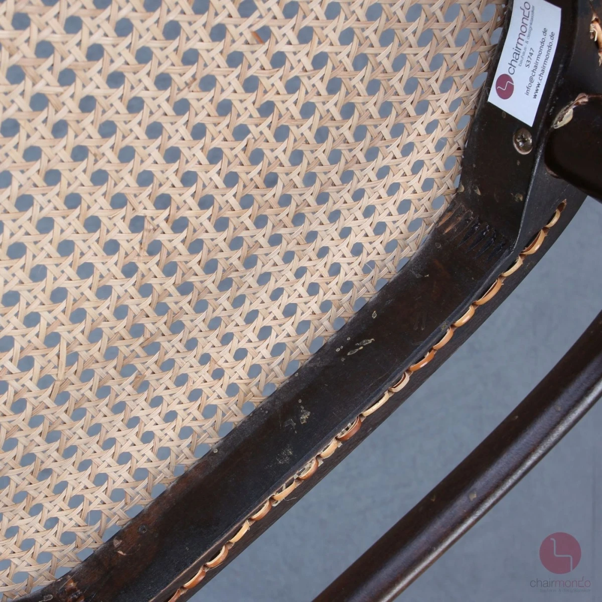 Thonet 214 Dunkel Braun Bugholzstuhl mit Geflecht gebraucht