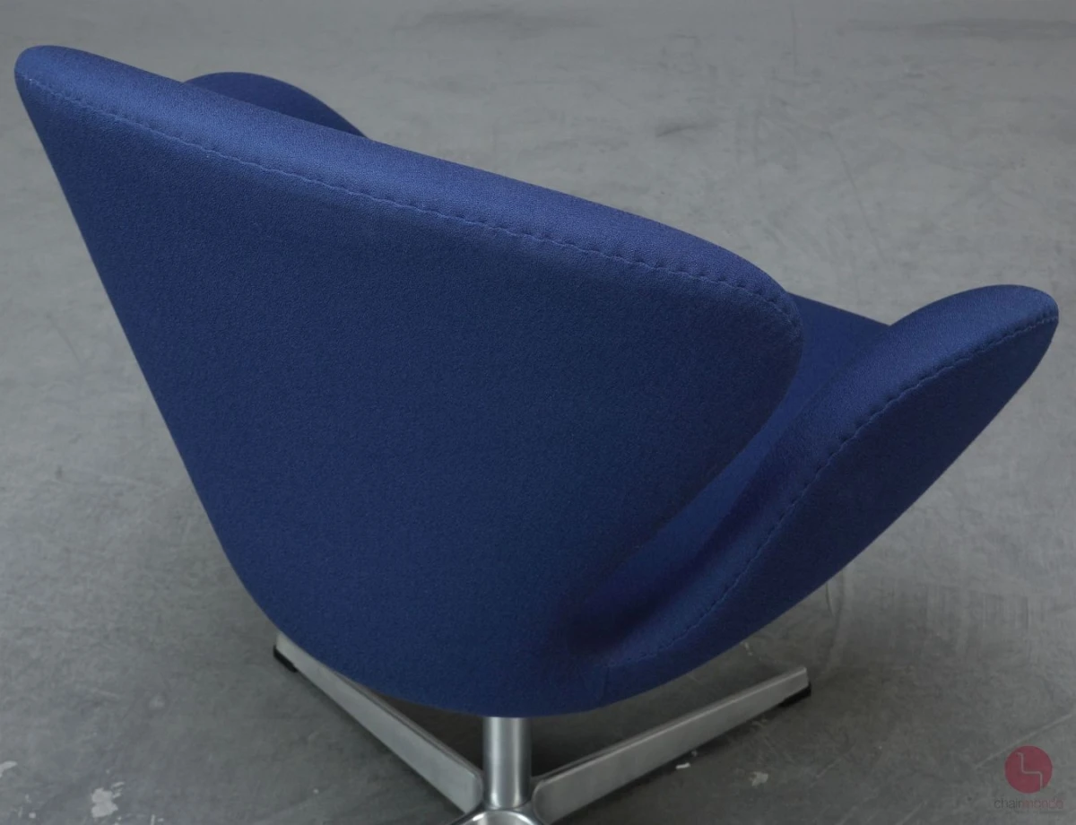 Fritz Hansen Swan Chair in Blau Lounge Sessel gebraucht