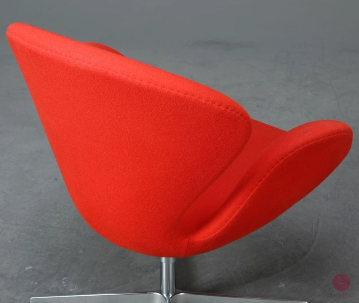 Fritz Hansen Swan Chair in Rot Lounge Sessel gebraucht