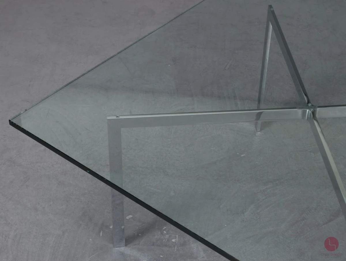 Knoll International Barcelona Table Couchtisch mit Glasplatte
