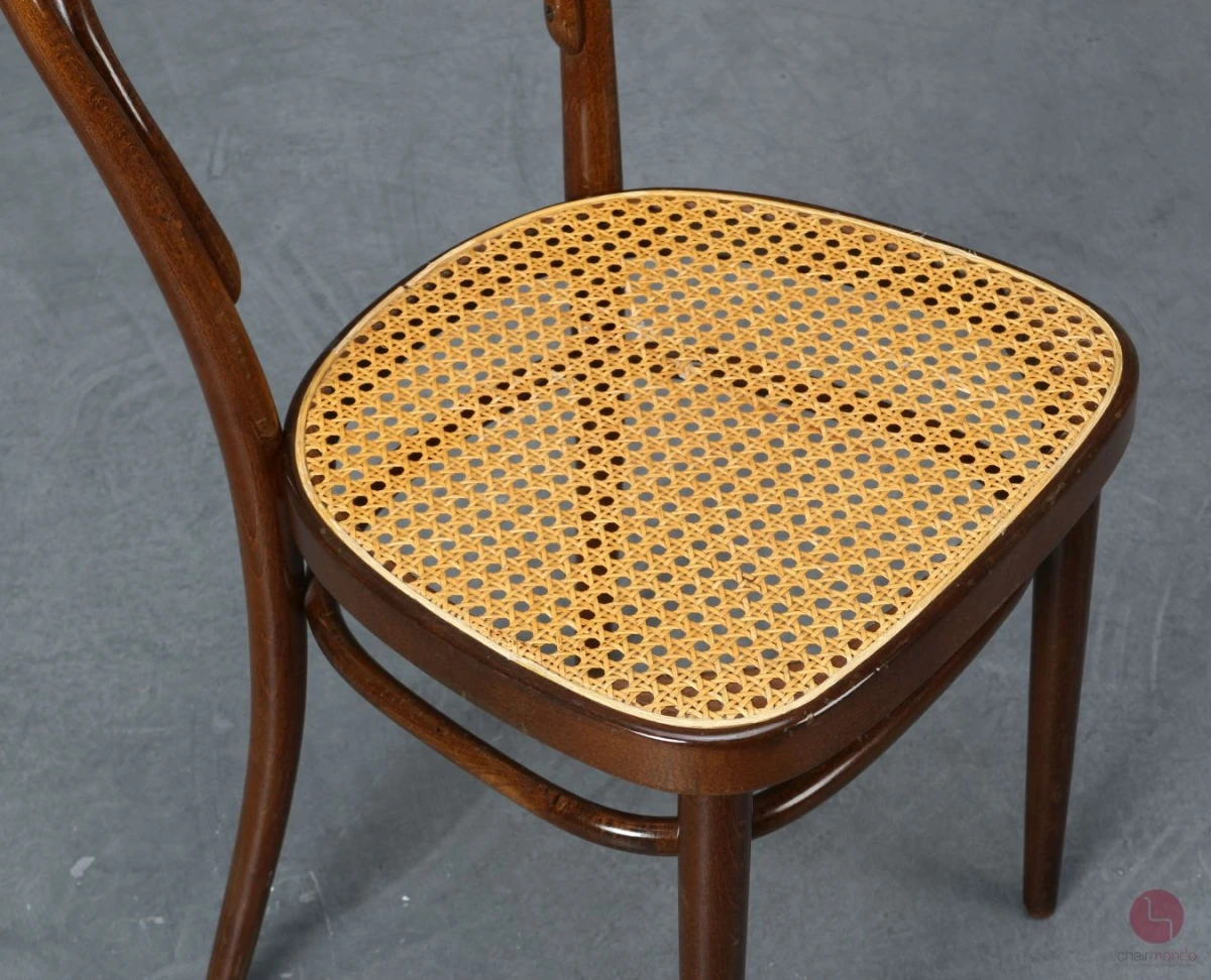Thonet 214 Nussbaum Braun Bugholzstuhl mit Geflecht Vintage gebraucht