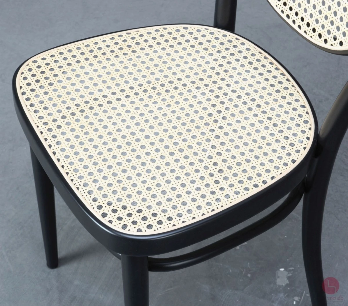 Thonet 215 R Schwarz Bugholzstuhl mit neuem Geflecht gebraucht