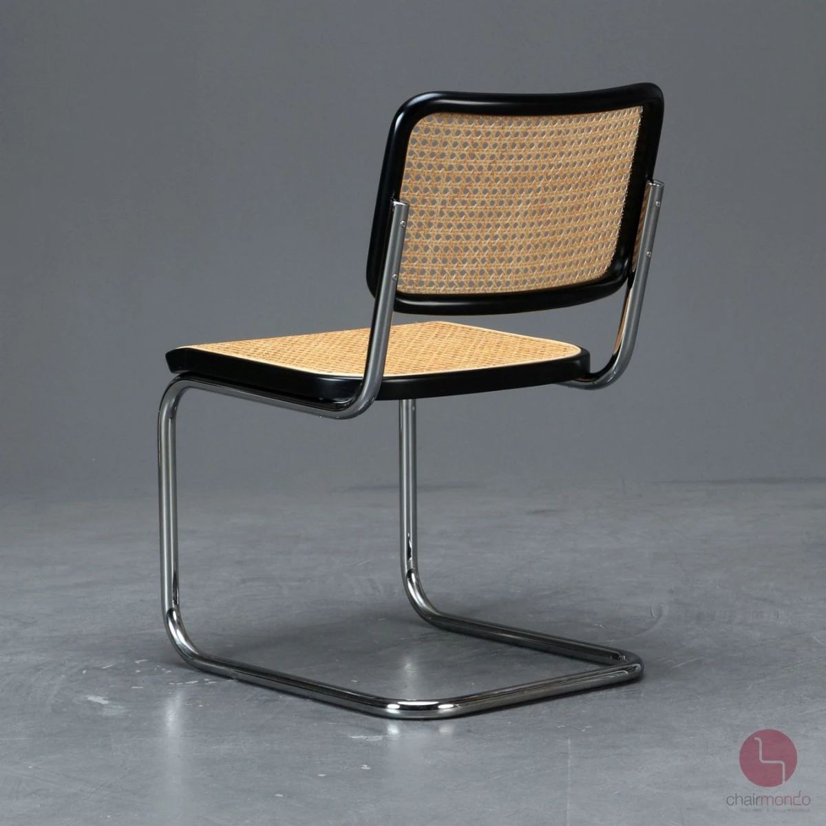 Thonet S32 Schwarz Freischwinger mit Wiener Geflecht restauriert