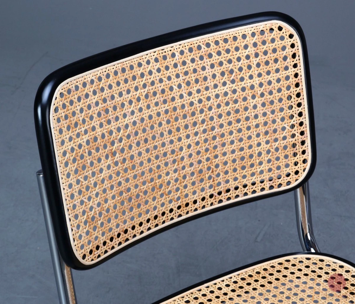 Thonet S32 Schwarz Freischwinger mit Wiener Geflecht restauriert