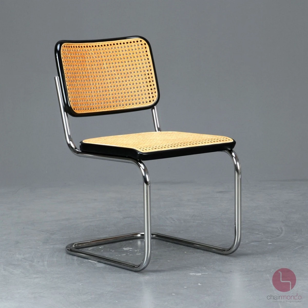 Thonet S32 Schwarz Freischwinger mit Wiener Geflecht Vintage