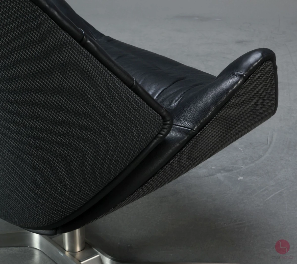 Thonet 808 Lounge Leder Sessel Schwarz mit Ottoman gebraucht