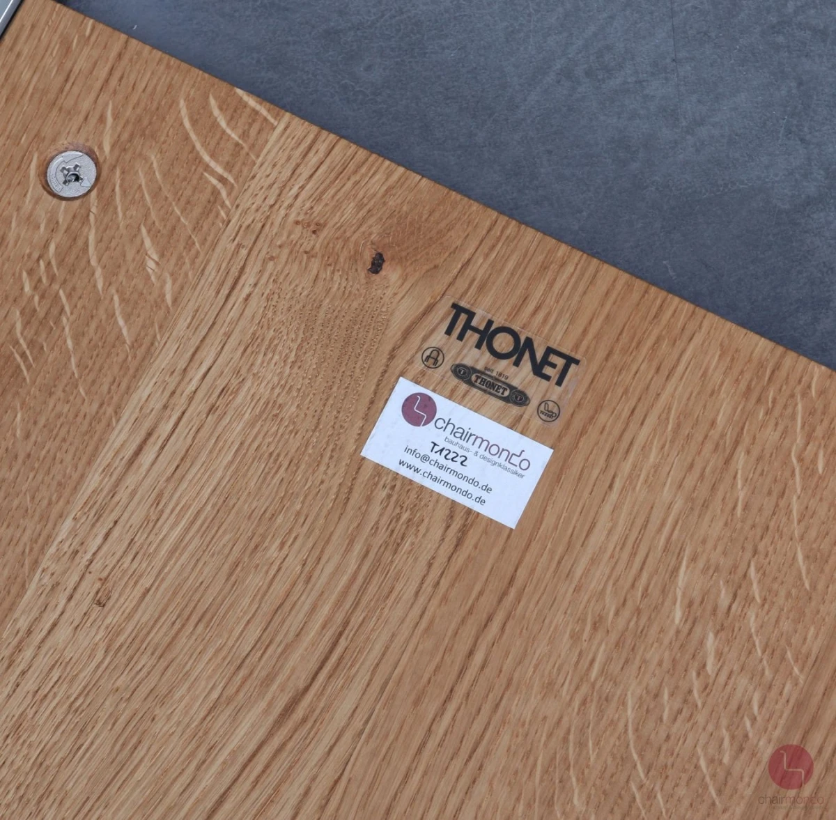 Thonet B9 a Beistelltisch Pure Materials Eiche geölt gebraucht