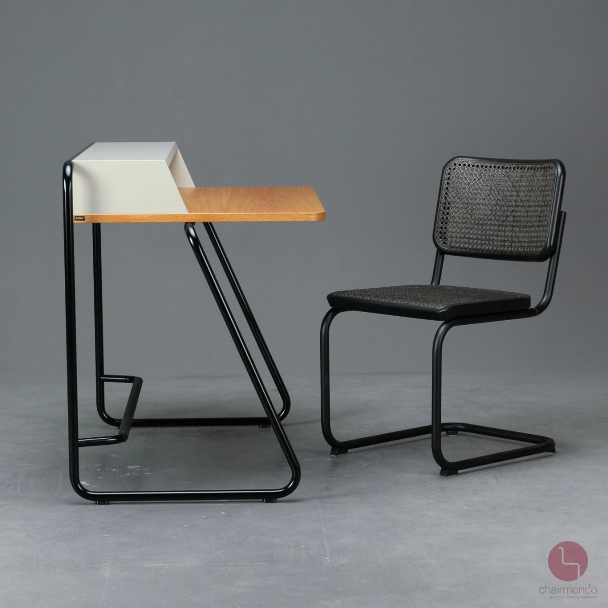 Thonet S1200 Sekretär Schreibtisch Eiche 110 x 65 cm , gebraucht