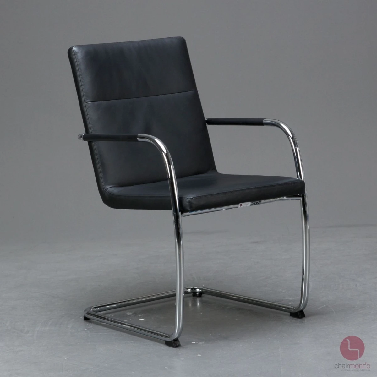 Thonet S61 Leder Freischwinger Konferenzstuhl Schwarz gebraucht
