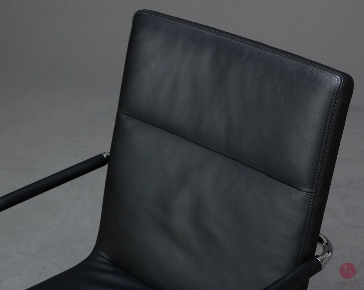 Thonet S61 Leder Freischwinger Konferenzstuhl Schwarz gebraucht