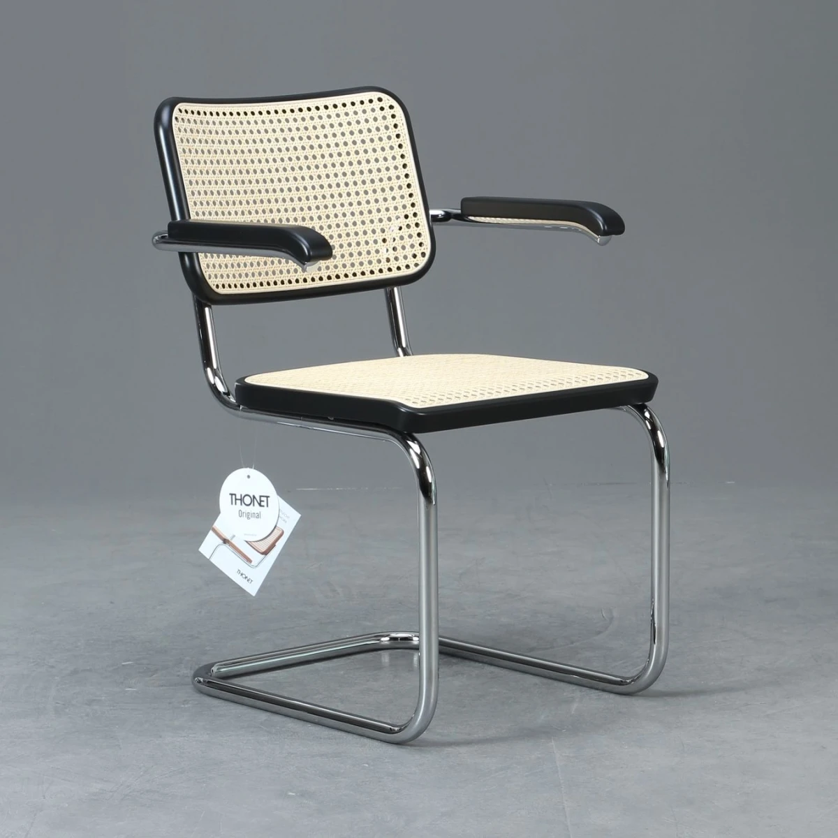 Thonet S64 V Fresichwinger in Schwarz mit Geflecht Neu