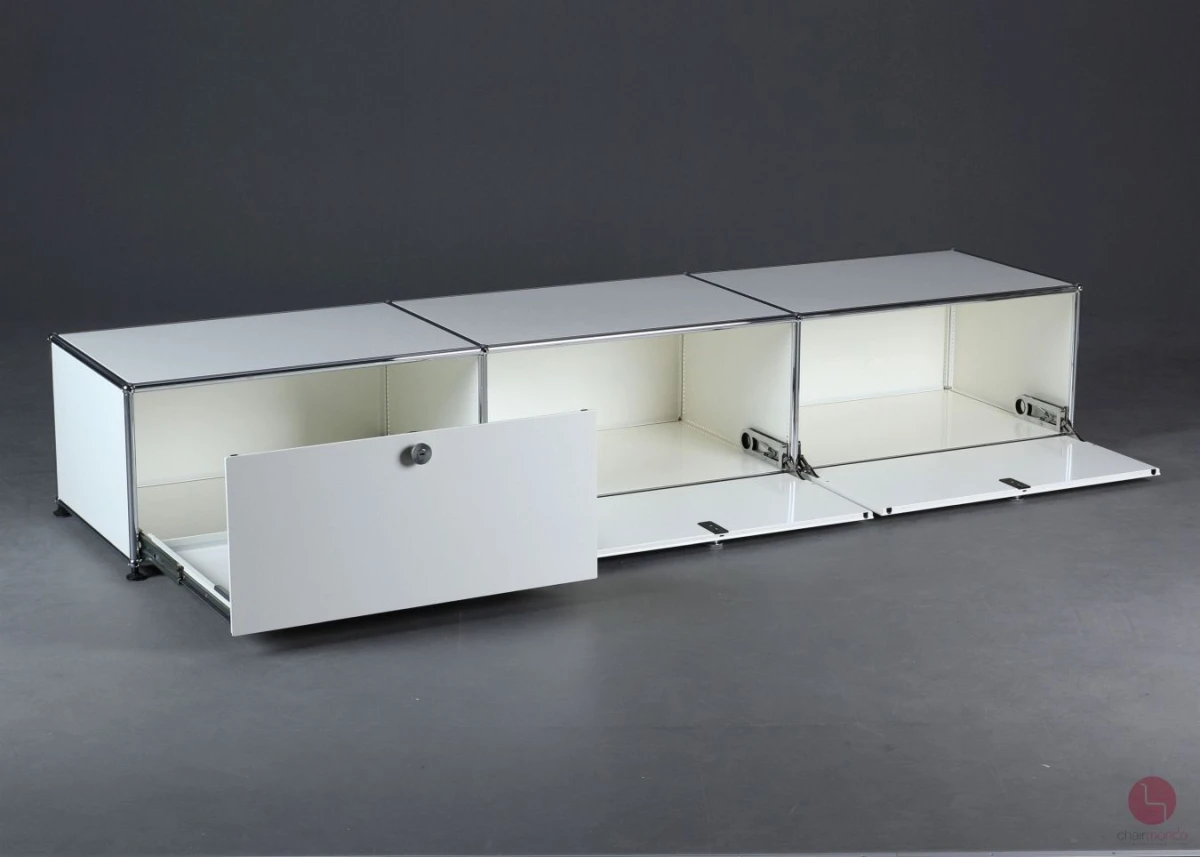 USM Haller Lowboard Weiß mit drei Fächern gebraucht