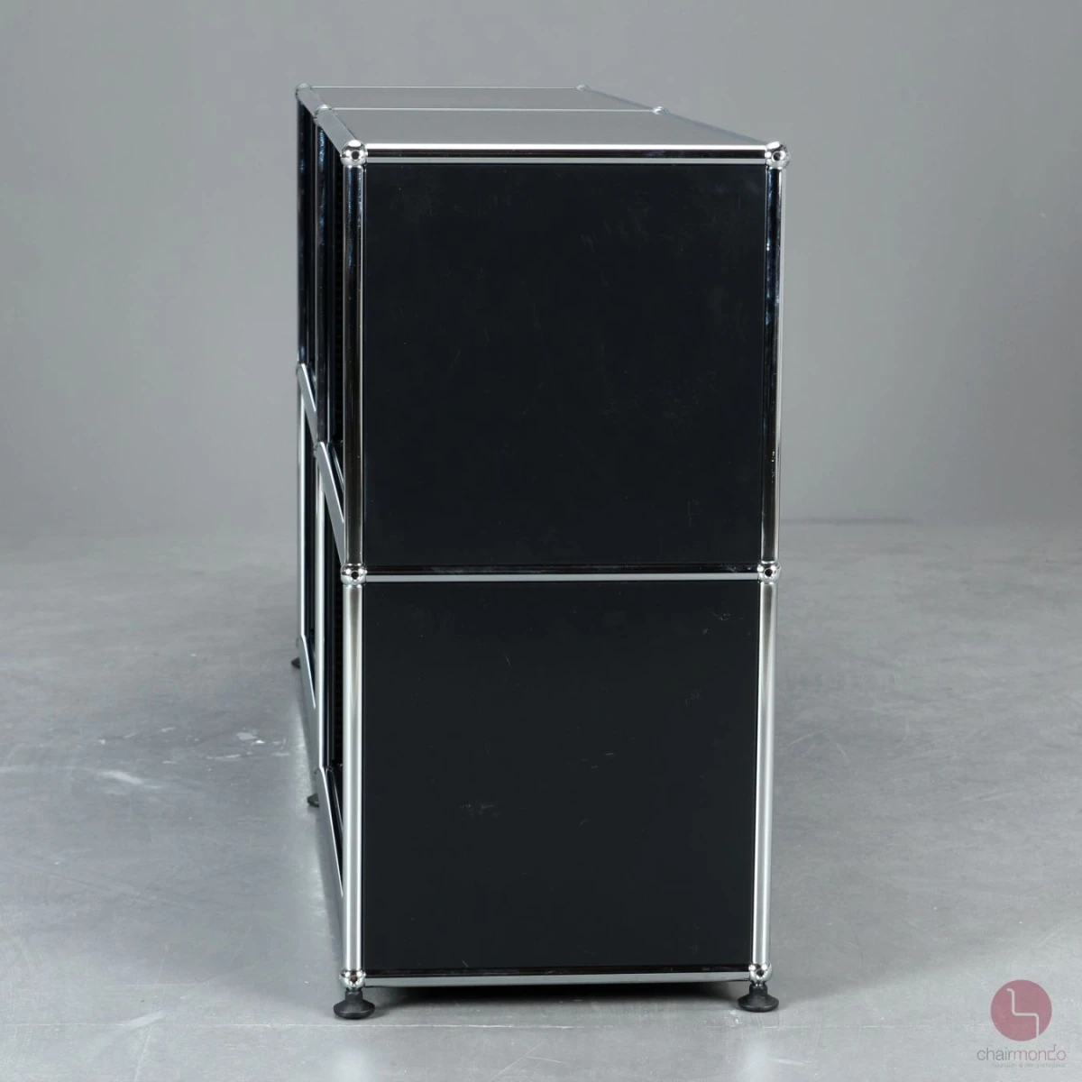 USM Haller Sideboard Schwarz mit vier Fächern gebraucht