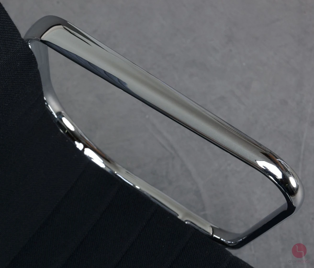 Vitra EA 119 Aluminium Chair Hopsak Schwarz gebraucht