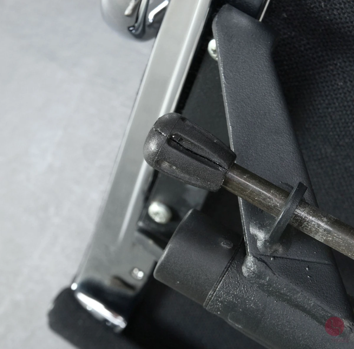 Vitra EA 119 Aluminium Chair Hopsak Schwarz gebraucht