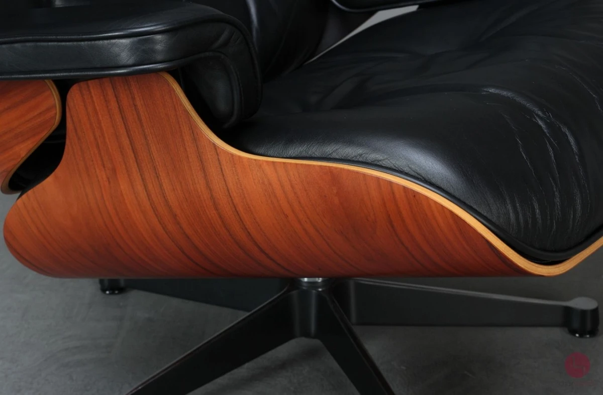 Vitra Eames Lounge Chair XL Palisander mit schwarzem Leder gebraucht